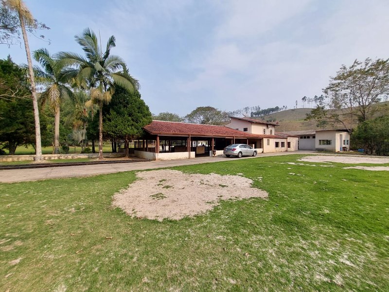 CHÁCARA COM 6 HECTARES EM SÃO JOSÉ DOS CAMPOS, S.P - São José dos Campos - 