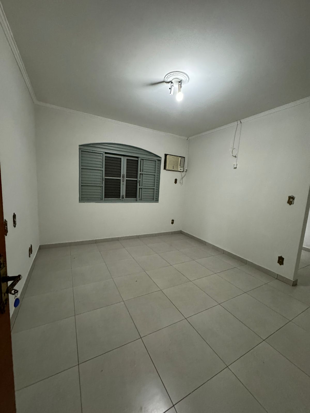 Casa Comercial com 5 dormit&oacute;rios,325m&sup2; - Parque Campolim - Sorocaba - SP Rua Bernardo Crespo Lopes Sorocaba - 