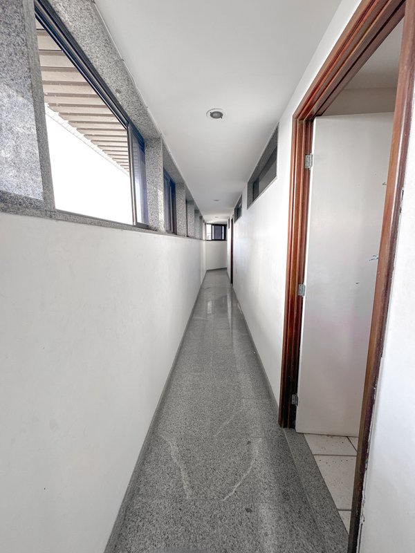 Apartamento à venda com 4 quartos sendo 4 suíte, 335m², 2.100.000,00 Praça Professor Fleming Recife - 