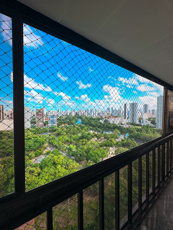 Apartamento à venda com 4 quartos sendo 4 suíte, 335m², 2.100.000,00 Praça Professor Fleming Recife - 