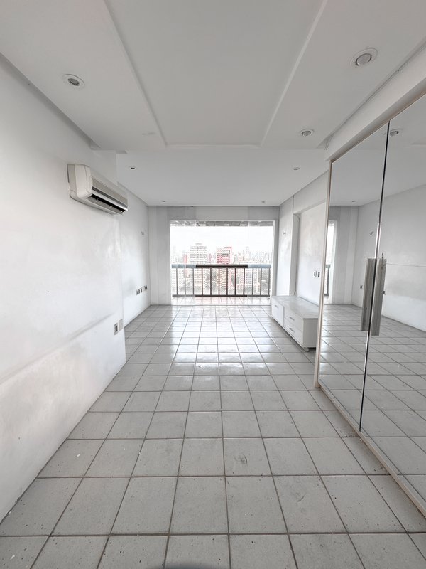 Apartamento à venda com 4 quartos sendo 4 suíte, 335m², 2.100.000,00 Praça Professor Fleming Recife - 