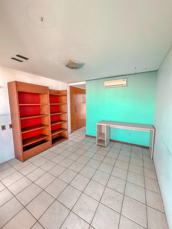 Apartamento à venda com 4 quartos sendo 4 suíte, 335m², 2.100.000,00 Praça Professor Fleming Recife - 