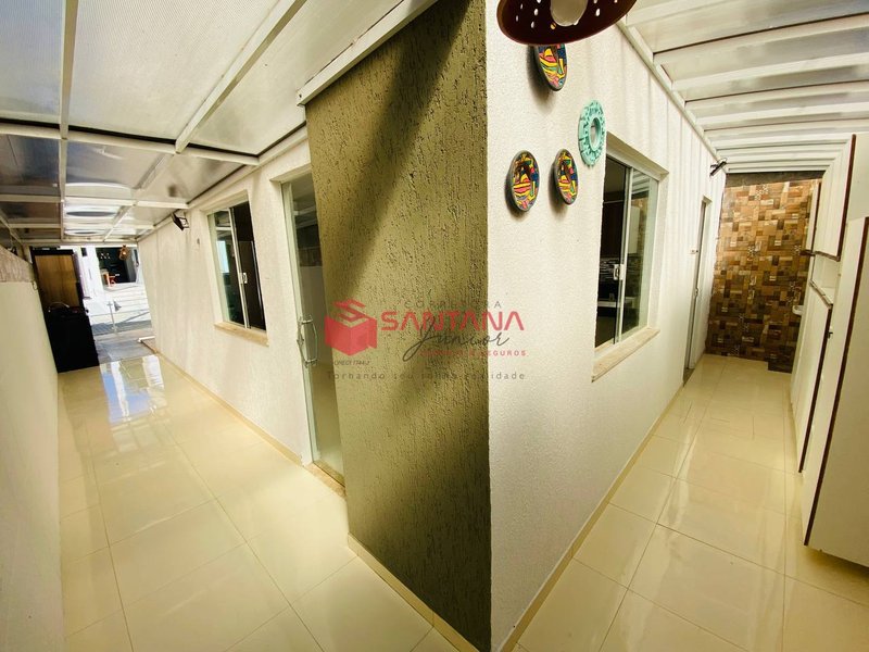 Casa 4/4 em Condomínio – Vilas de Abrantes – Para Locação Rua Lagoa Clara Camaçari - 
