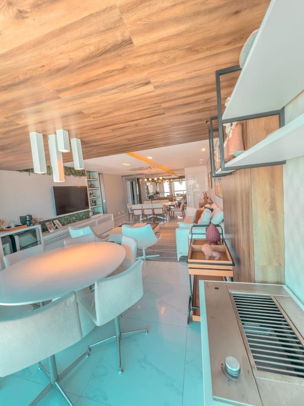 Apartamento à venda com 4 quartos sendo 3 suites, 136m² área útil por R$ 1.600.000,00 Rua Luiz de Faria Barbosa Recife - 