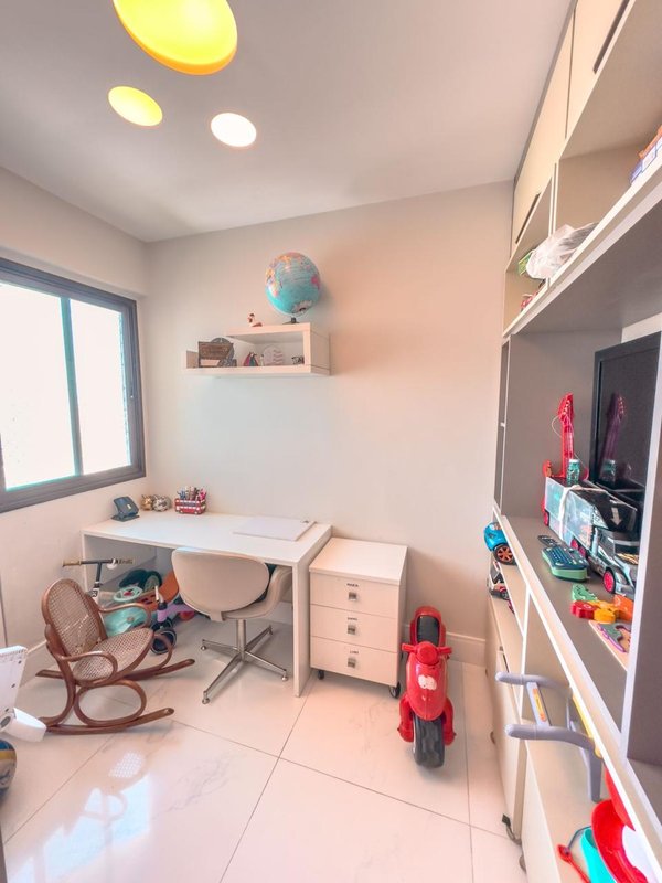 Apartamento à venda com 4 quartos sendo 3 suites, 136m² área útil por R$ 1.600.000,00 Rua Luiz de Faria Barbosa Recife - 
