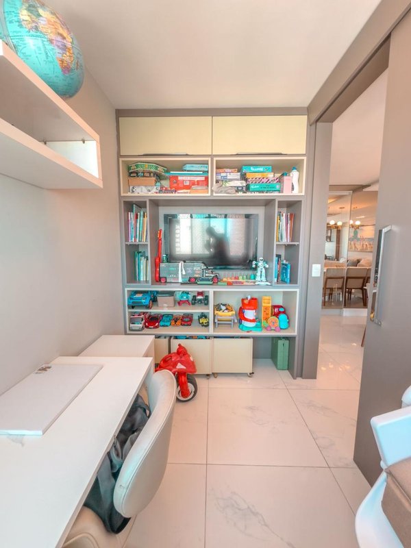 Apartamento à venda com 4 quartos sendo 3 suites, 136m² área útil por R$ 1.600.000,00 Rua Luiz de Faria Barbosa Recife - 