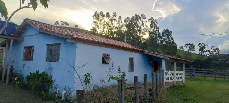 SÍTIO COM 3 HECTARES EM CUNHA, S.P - Cunha - 