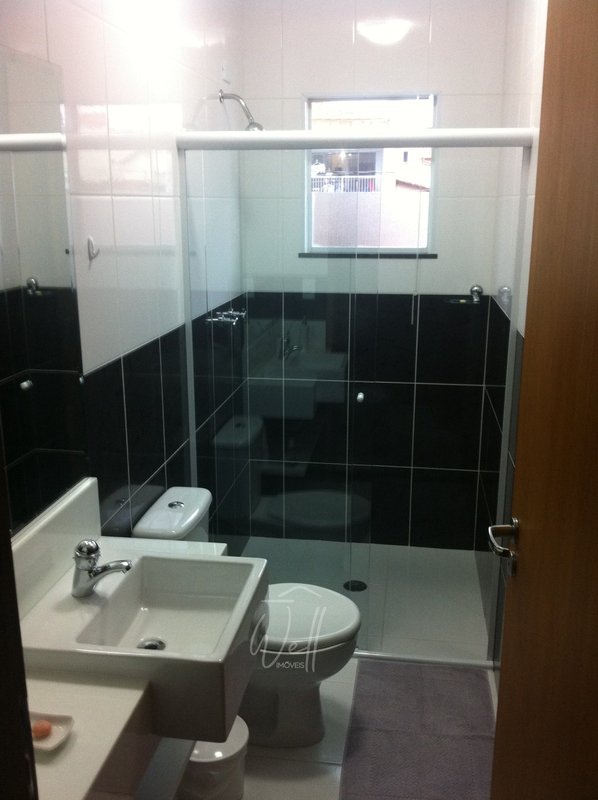 Sobrado no Bairro Santa Terezinha em SBC 310M2 - 03 Dorms - 04 Vagas - São Bernardo do Campo - 
