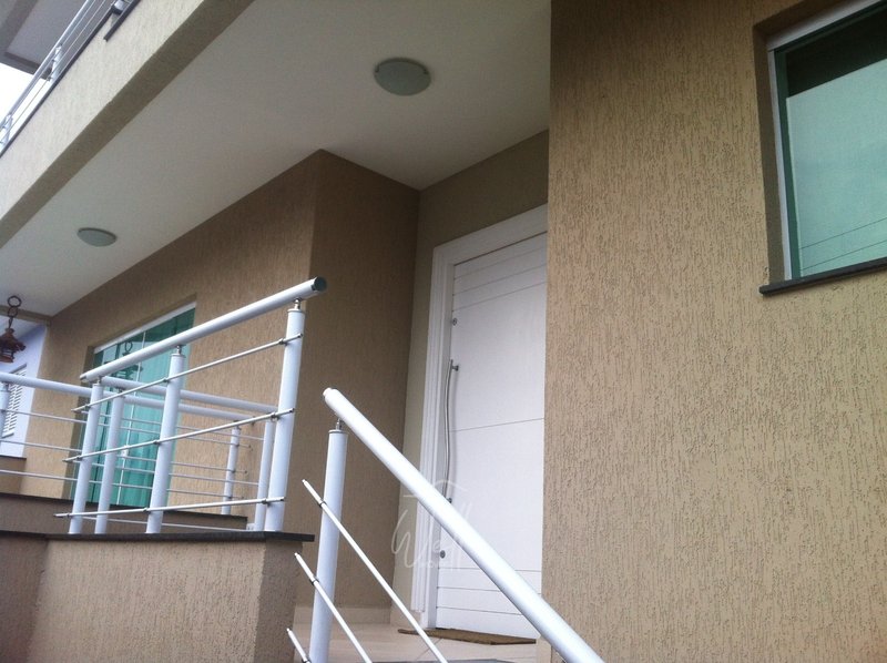 Sobrado no Bairro Santa Terezinha em SBC 310M2 - 03 Dorms - 04 Vagas - São Bernardo do Campo - 