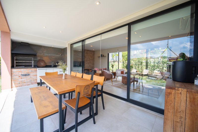 A CASA QUE ENCANTA - Cotia - 