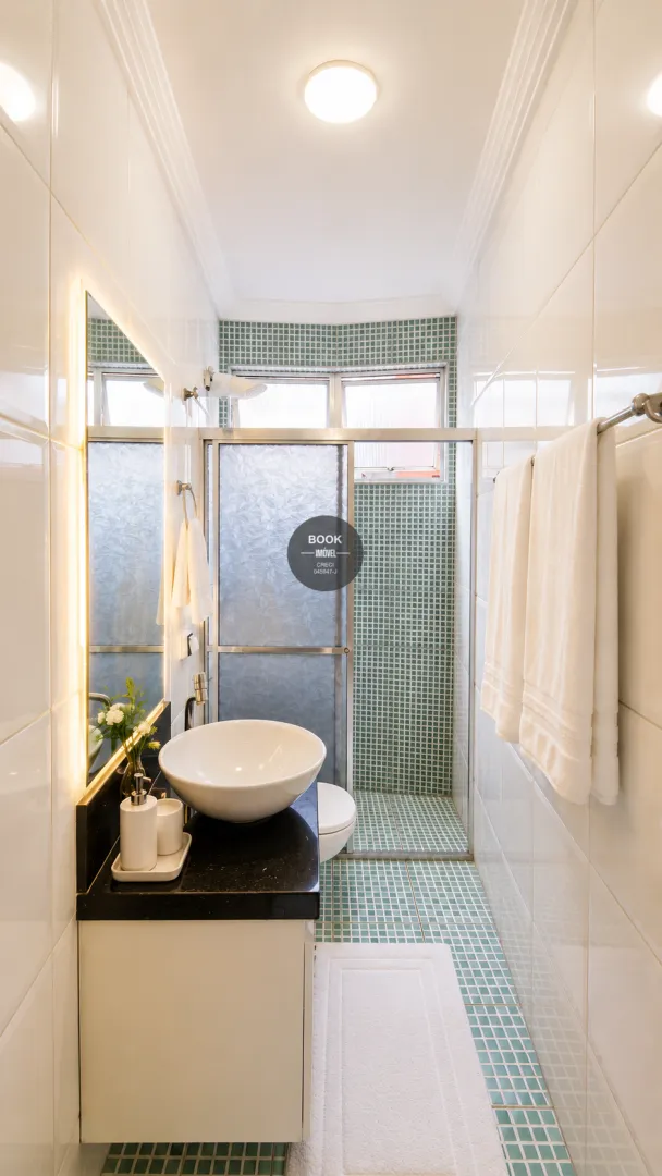 Lindo apartamento de 3 dormit&oacute;rios Vista Mar e Garagem BOX no Itarar&eacute; Rua Princesa Isabel São Vicente - 
