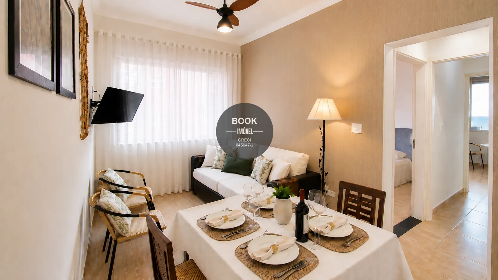 Lindo apartamento de 3 dormit&oacute;rios Vista Mar e Garagem BOX no Itarar&eacute; Rua Princesa Isabel São Vicente - 