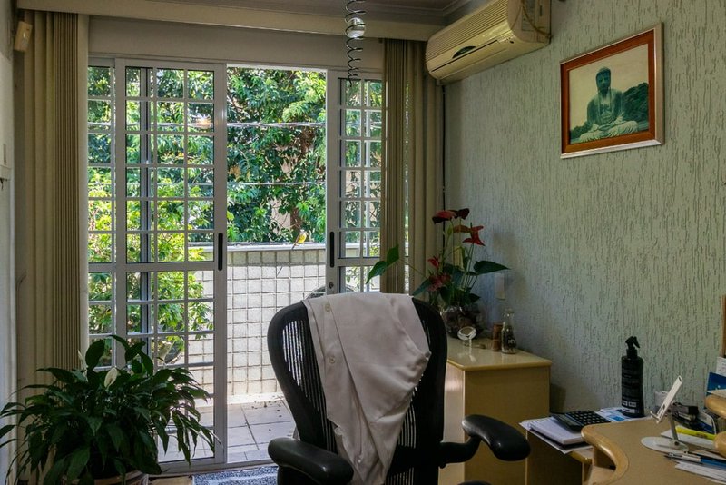Casa a venda - Indianópolis - 1 suíte 180m² Lydia Simões Cabral São Paulo - 