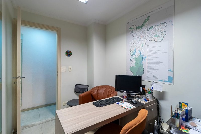 Casa a venda - Indianópolis - 1 suíte 180m² Lydia Simões Cabral São Paulo - 