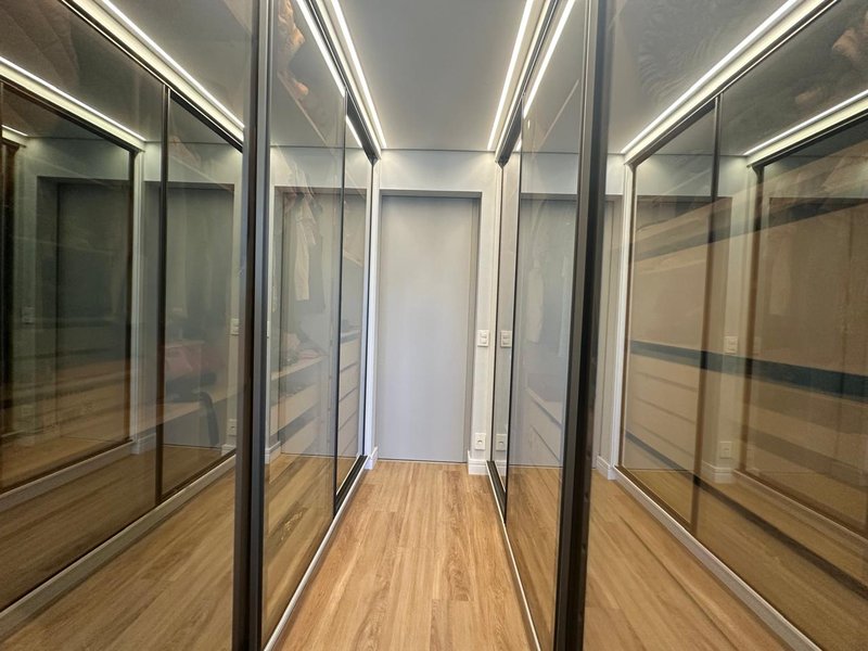Apartamento Espetacular à Venda no Condomínio Celebration – Taquaral, Campinas/SP Rua Azarias de Melo Campinas - 