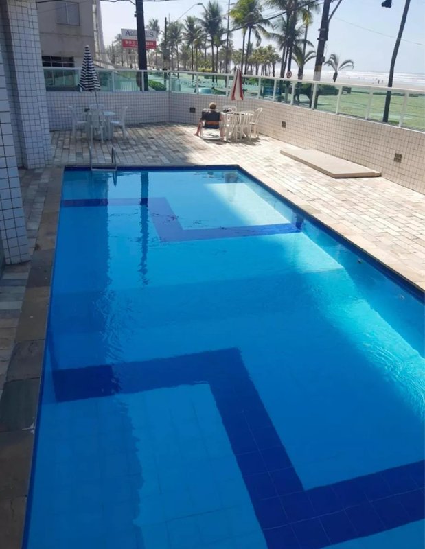 Apto de 02 Dormitórios Varanda com Vista Lateral para o Mar - Praia Grande - 
