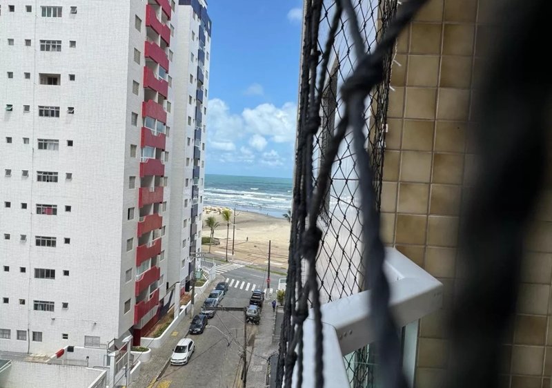 Apto de 02 Dormitórios Varanda com Vista Lateral para o Mar - Praia Grande - 