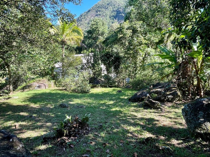 Fazenda / Sítio / Chácara com 3 Quartos à venda, 218m² - Limoeiro Rua II Guapimirim - 