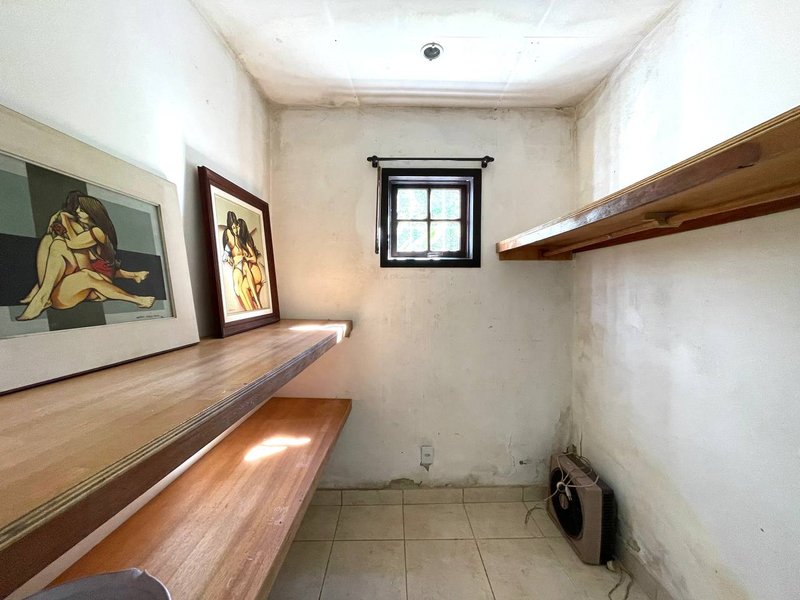 Fazenda / Sítio / Chácara com 3 Quartos à venda, 218m² - Limoeiro Rua II Guapimirim - 