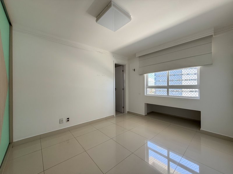 Apartamento alto padrão em Lagoa Nova - 3 suítes - 2 vagas Rua Doutor Rômulo Jorge Natal - 
