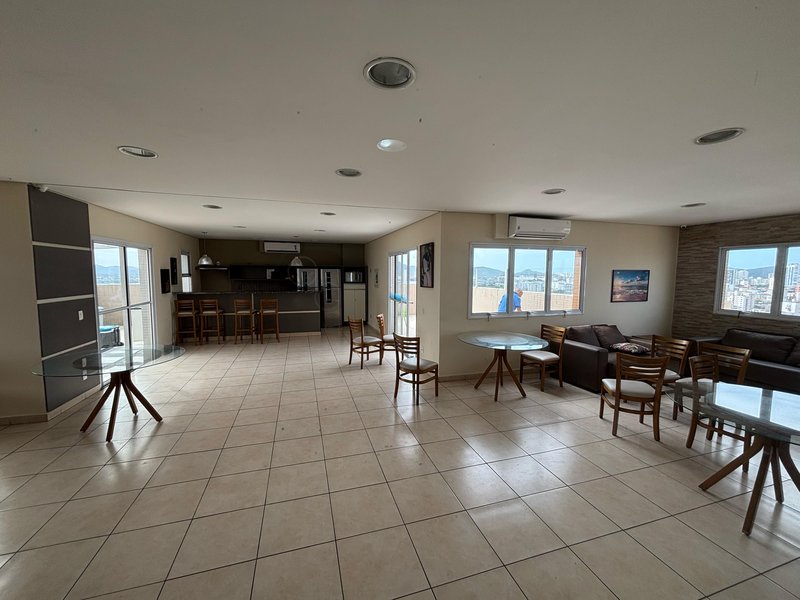 Excelente apartamento com 02 dormitórios para venda - Estuário - Santos - SP Rua Santos Dumont Santos - 