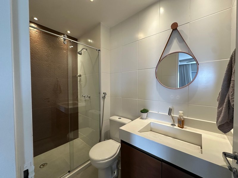 Excelente apartamento com 02 dormitórios para venda - Estuário - Santos - SP Rua Santos Dumont Santos - 