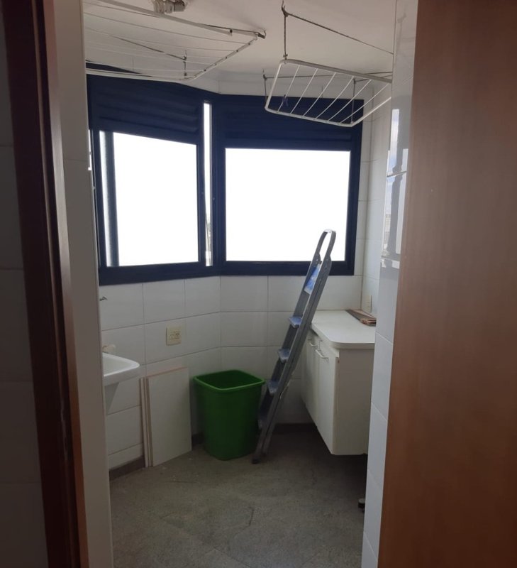 Amplo Apartamento de 153m² para Alugar na Vila Oliveira - Mogi das Cruzes - 