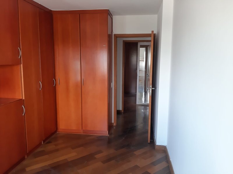 Amplo Apartamento de 153m² para Alugar na Vila Oliveira - Mogi das Cruzes - 