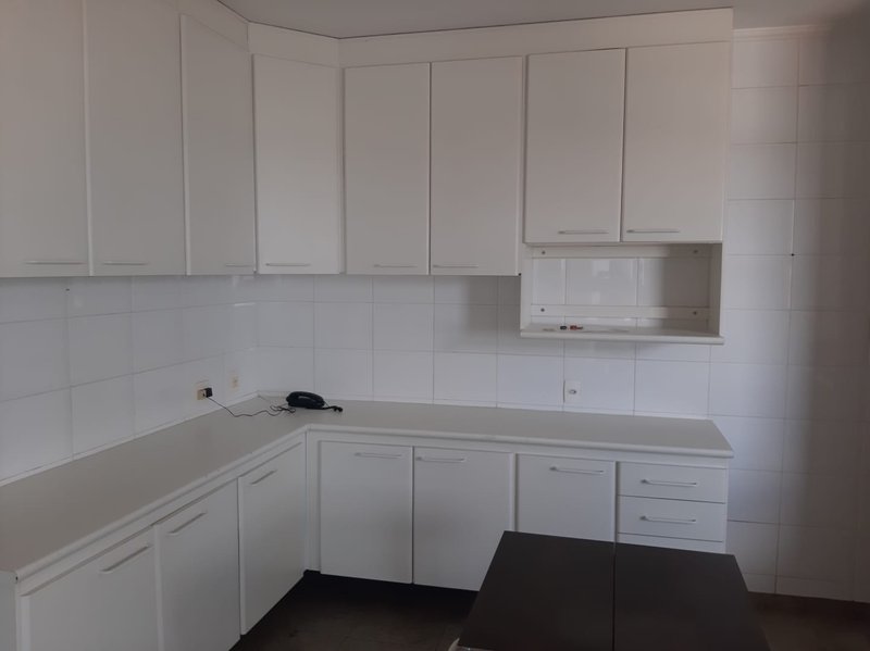 Amplo Apartamento de 153m² para Alugar na Vila Oliveira - Mogi das Cruzes - 