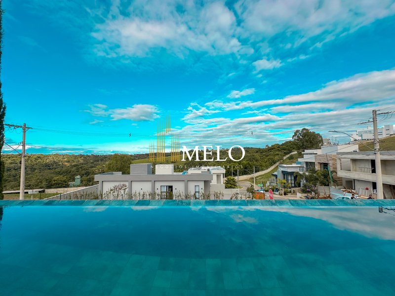 Linda casa no Condomínio GranPark Toscana p/venda e locação por R$4.5MM / R$25Mil Rua Siena Vespasiano - 