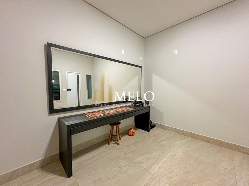 Linda casa no Condomínio GranPark Toscana p/venda e locação por R$4.5MM / R$25Mil Rua Siena Vespasiano - 
