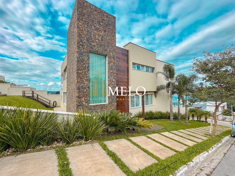 Linda casa no Condomínio GranPark Toscana p/venda e locação por R$4.5MM / R$25Mil Rua Siena Vespasiano - 