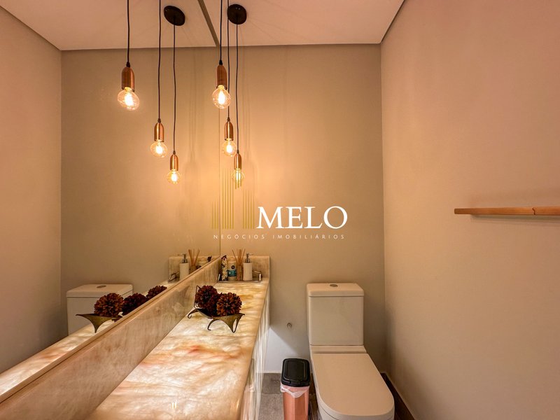 Linda casa no Condomínio GranPark Toscana p/venda e locação por R$4.5MM / R$25Mil Rua Siena Vespasiano - 