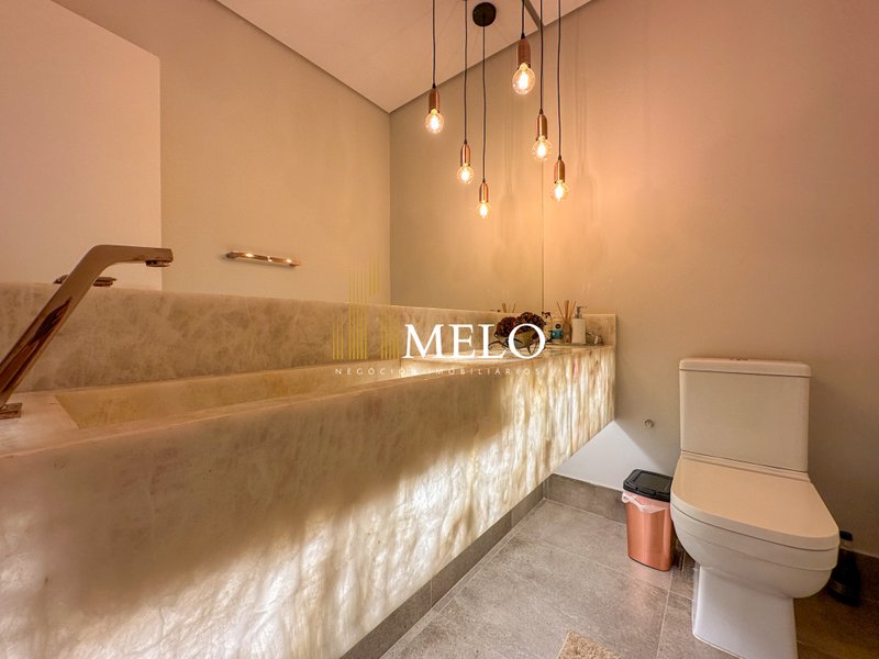 Linda casa no Condomínio GranPark Toscana p/venda e locação por R$4.5MM / R$25Mil Rua Siena Vespasiano - 