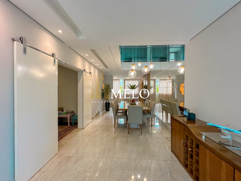 Linda casa no Condomínio GranPark Toscana p/venda e locação por R$4.5MM / R$25Mil Rua Siena Vespasiano - 