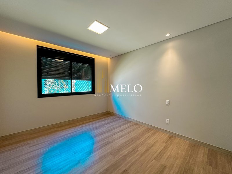 Lindíssima casa à Venda no Condomínio Vitória Golf por R$3.690.000,00 - Lagoa Santa - 