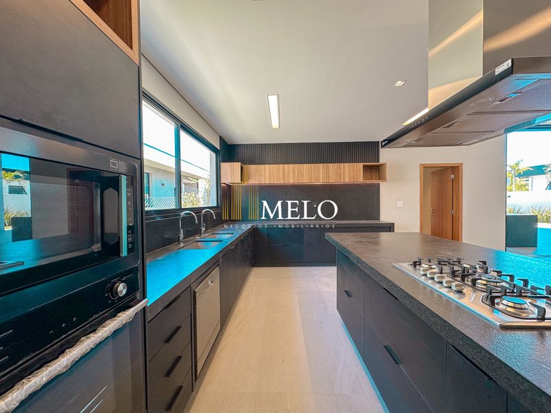 Lindíssima casa à Venda no Condomínio Vitória Golf por R$3.690.000,00 - Lagoa Santa - 