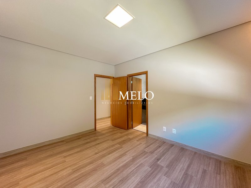 Lindíssima casa à Venda no Condomínio Vitória Golf por R$3.690.000,00 - Lagoa Santa - 