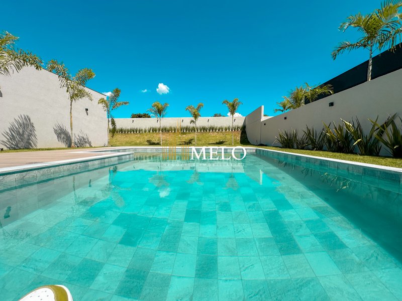Lindíssima casa à Venda no Condomínio Vitória Golf por R$3.690.000,00 - Lagoa Santa - 