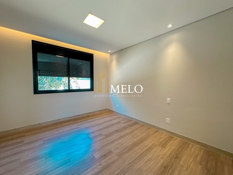 Lindíssima casa à Venda no Condomínio Vitória Golf por R$3.690.000,00 - Lagoa Santa - 