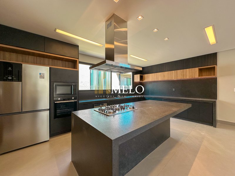 Lindíssima casa à Venda no Condomínio Vitória Golf por R$3.690.000,00 - Lagoa Santa - 