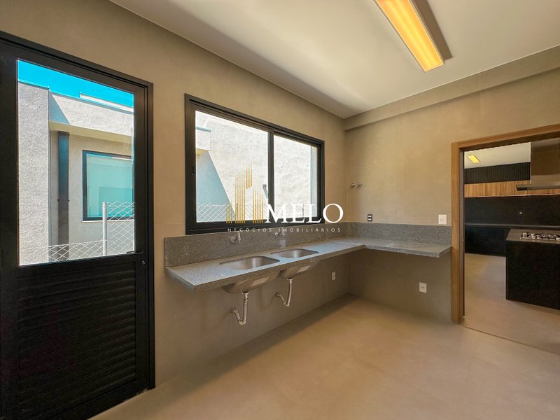 Lindíssima casa à Venda no Condomínio Vitória Golf por R$3.690.000,00 - Lagoa Santa - 
