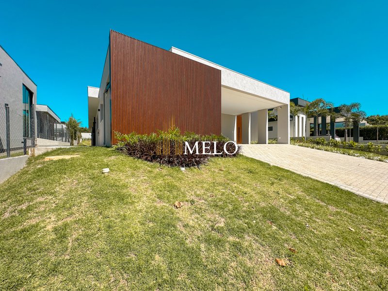 Lindíssima casa à Venda no Condomínio Vitória Golf por R$3.690.000,00 - Lagoa Santa - 