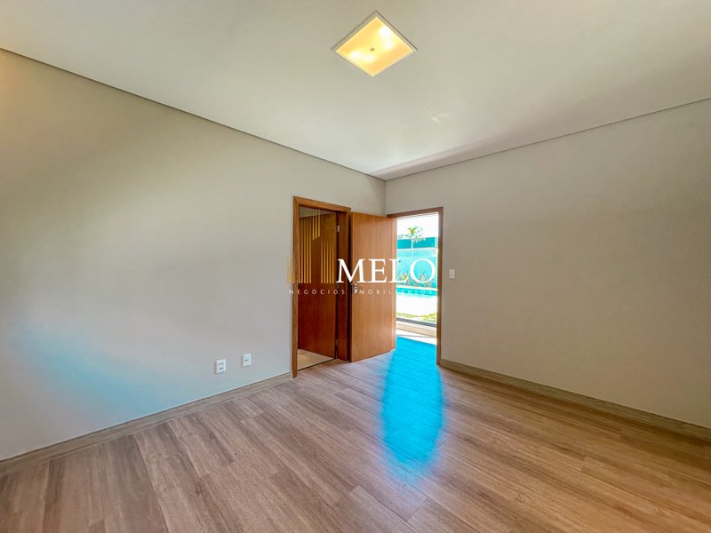 Lindíssima casa à Venda no Condomínio Vitória Golf por R$3.690.000,00 - Lagoa Santa - 