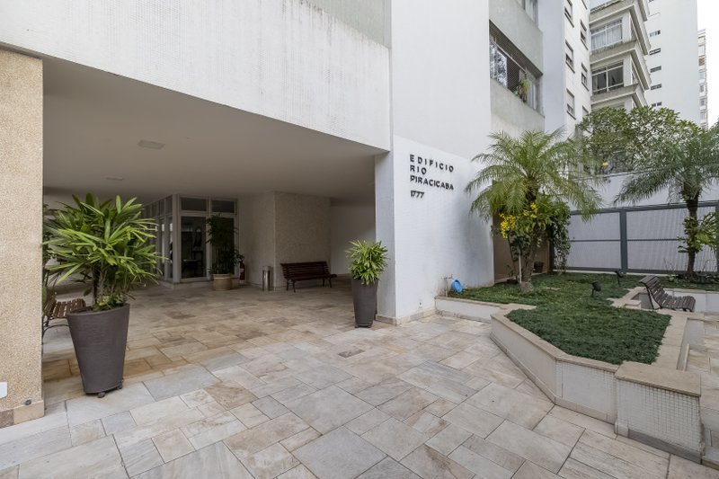 Apartamento em Higienópolis 240m² 3 suítes 2 vagas Avenida Angélica São Paulo - 