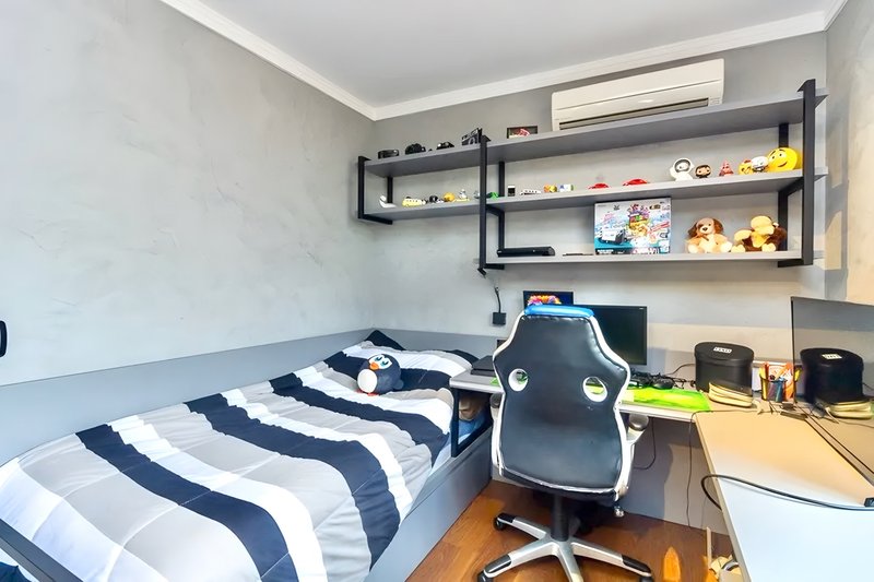 R$ 1.200.000 - BELA CASA EM CONDOMÍNIO - 300M2 - 3 DORM - VISTA - PÁTIO - 5 VAGAS Avenida Cai Porto Alegre - 