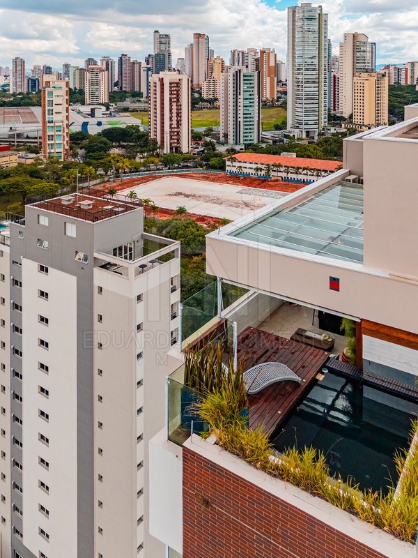 Cobertura no Anália Franco com vista para o parque ceret Rua Bimbarra São Paulo - 