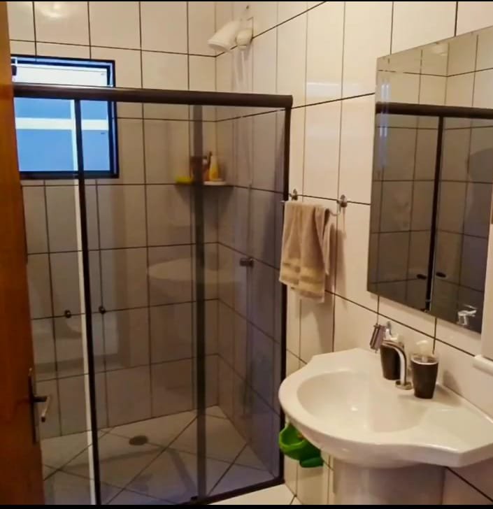 Excelente oportunidade de sobrado 3 Dormitórios com Suíte - Mauá - 
