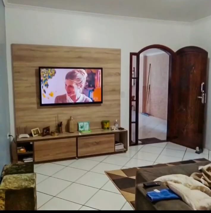 Excelente oportunidade de sobrado 3 Dormitórios com Suíte - Mauá - 