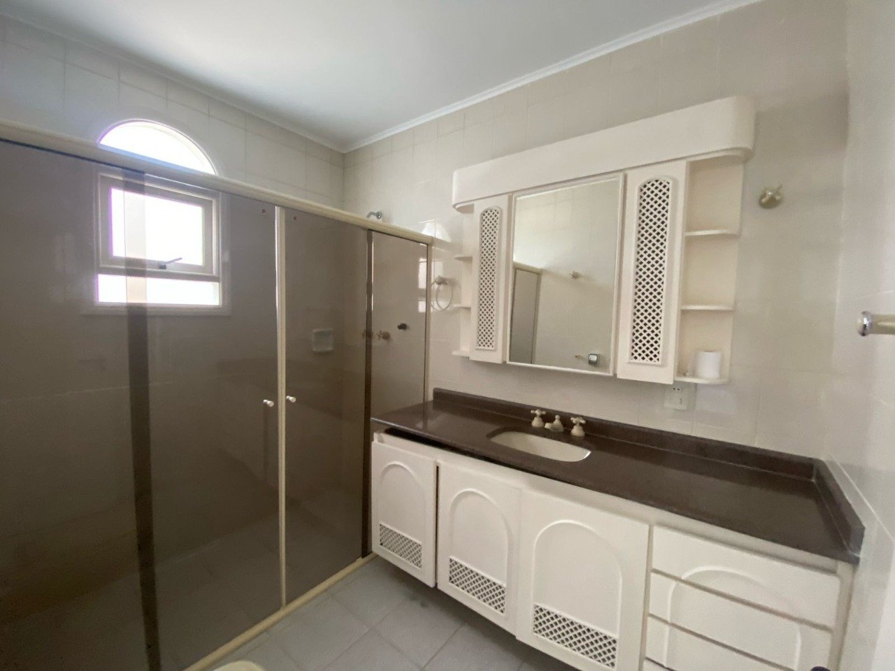 Casa de Condomínio para alugar com 4 quartos, 492m² - Foto 31
